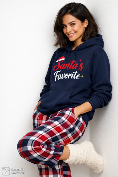 Праздничное настроение: портрет девушки в уютном образе и ярких тонах. Генерация из нейросети Sora Images